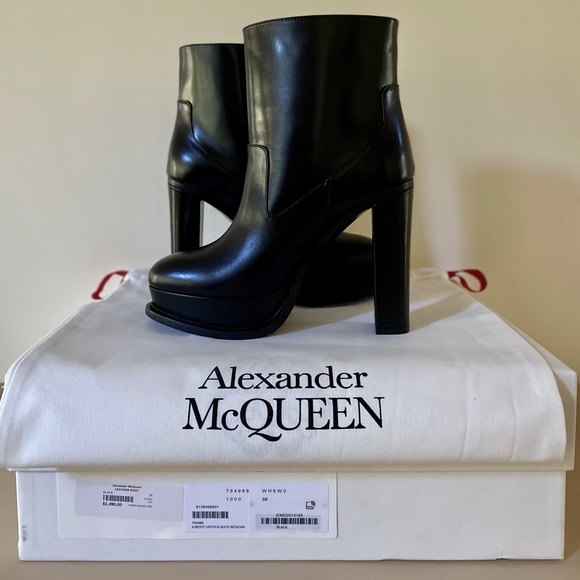 Alexander McQueen Black platform Ankle Boots US8 - Picture 9 of 16